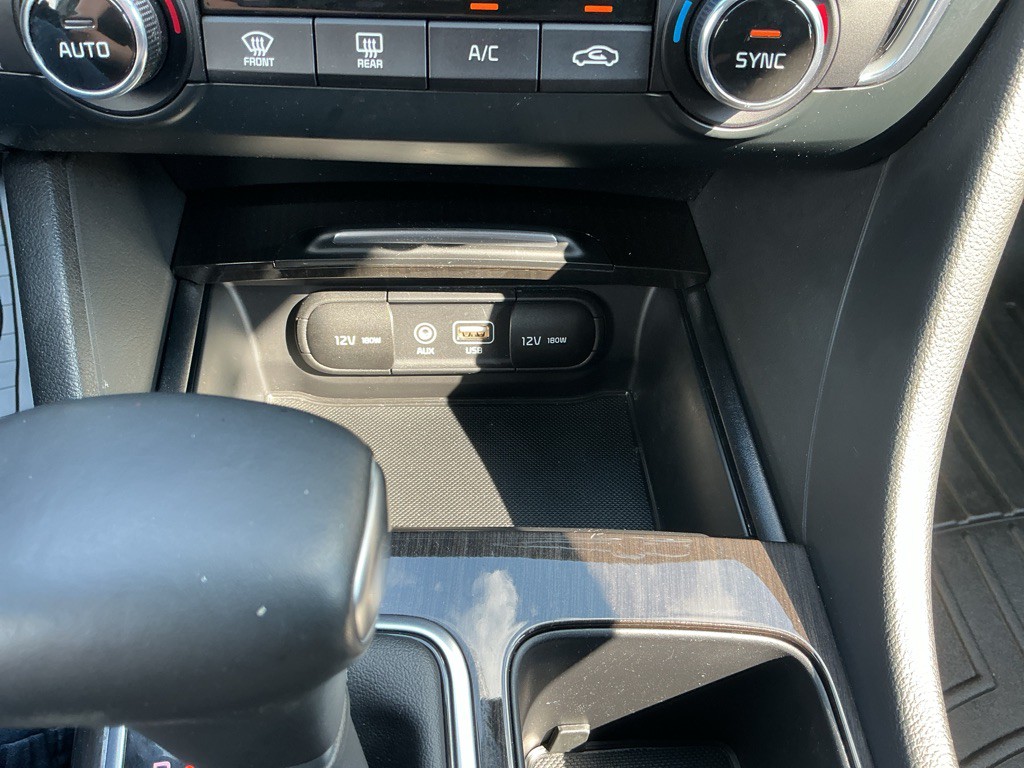 2019 Kia Optima Image 19