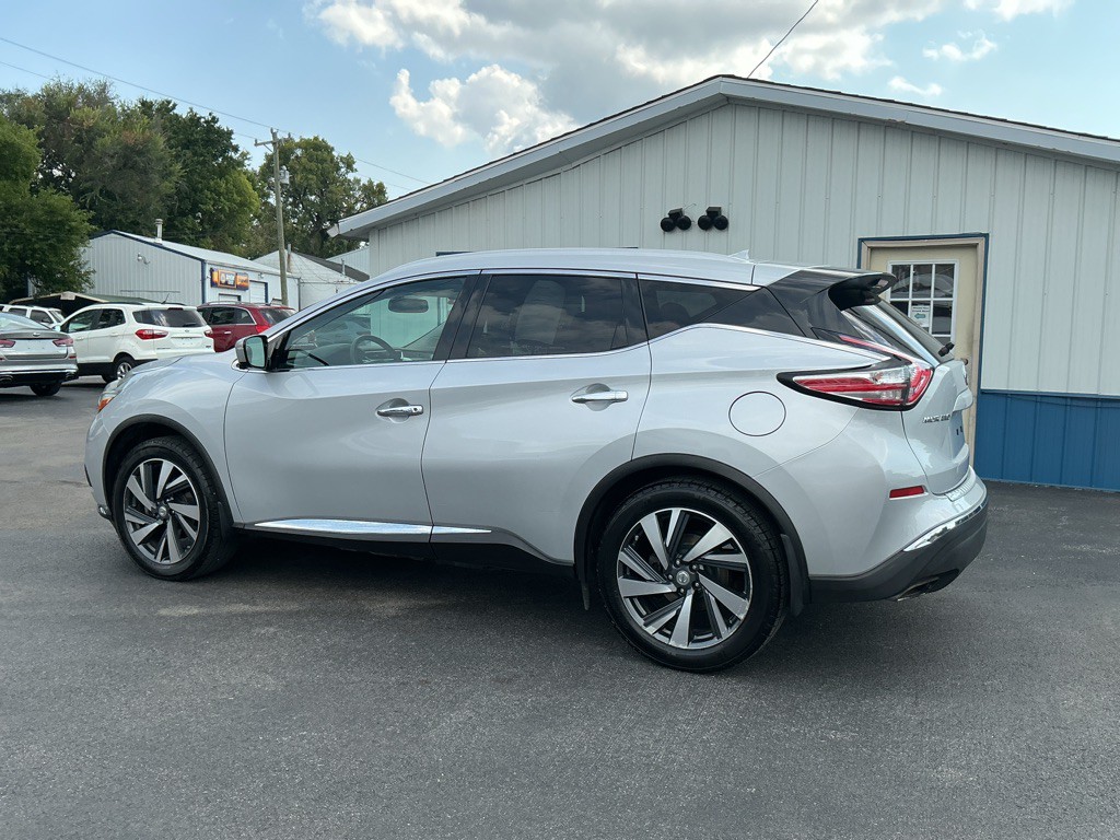 2015 Nissan Murano Image 2