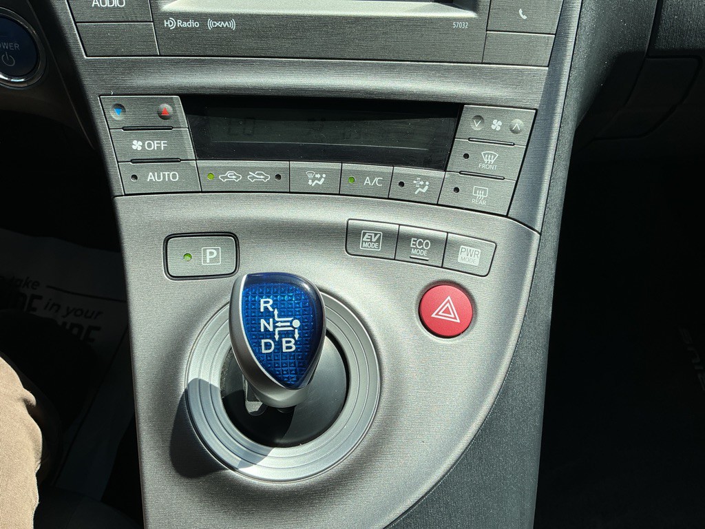 2013 Toyota Prius Image 18