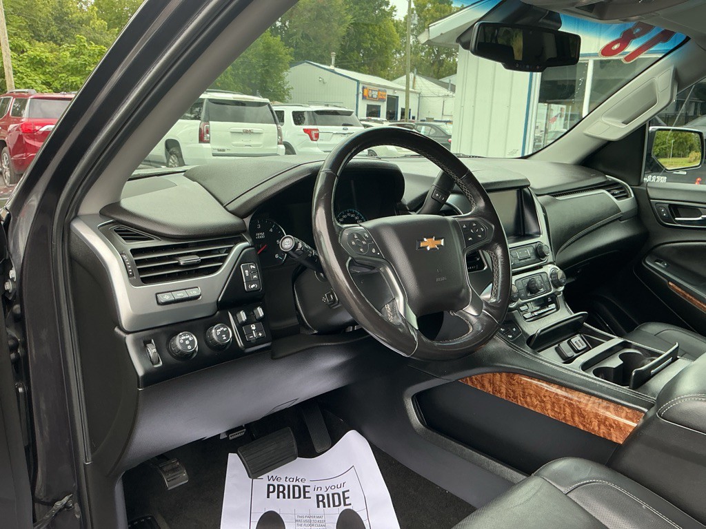 2018 Chevrolet Suburban Image 9