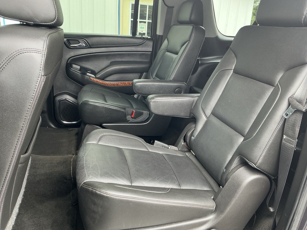 2018 Chevrolet Suburban Image 14