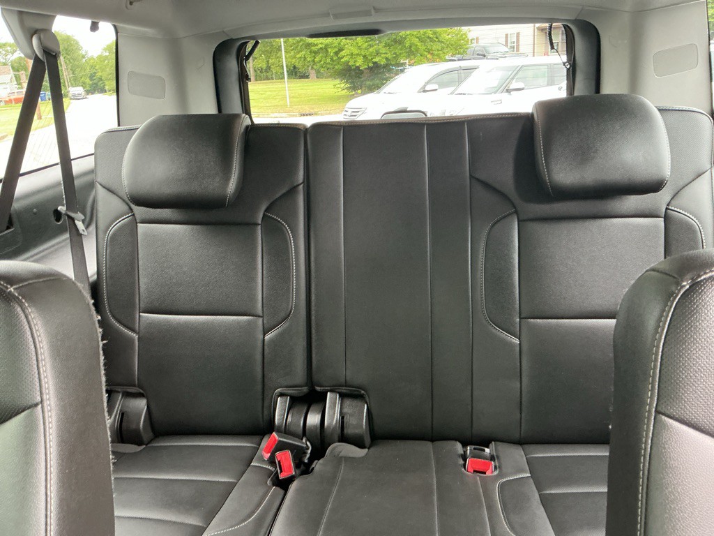 2018 Chevrolet Suburban Image 15