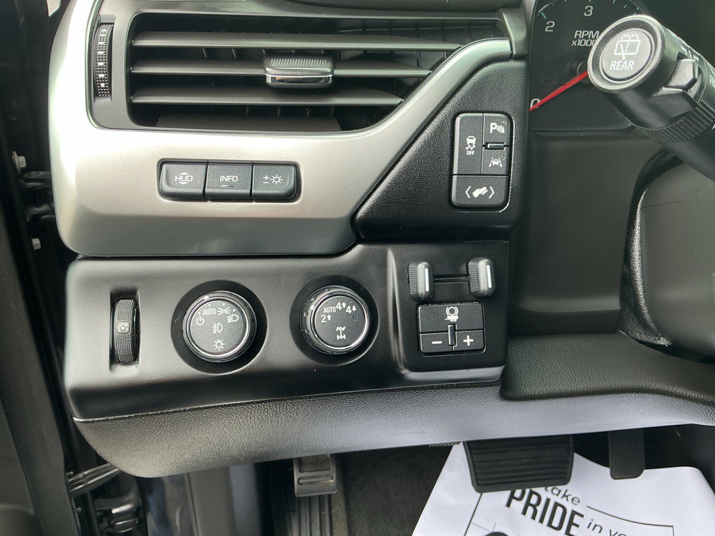 2018 Chevrolet Suburban Image 20