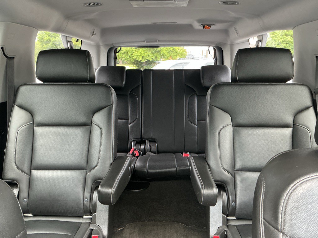 2018 Chevrolet Suburban Image 37