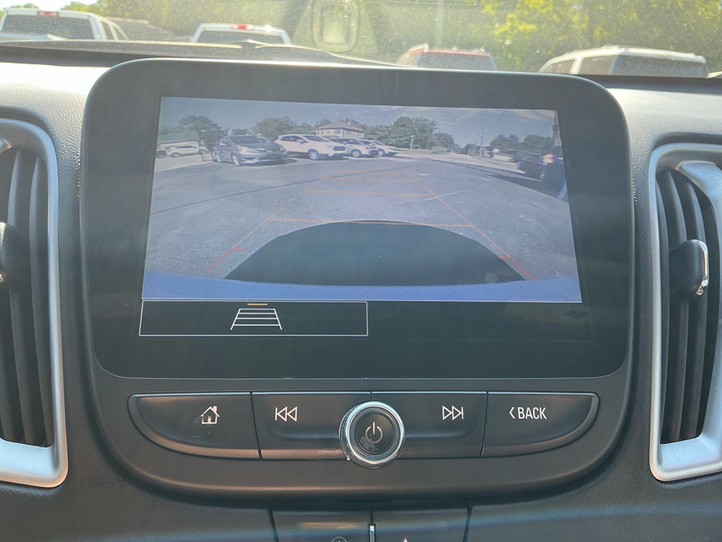 2022 Chevrolet Malibu Image 21