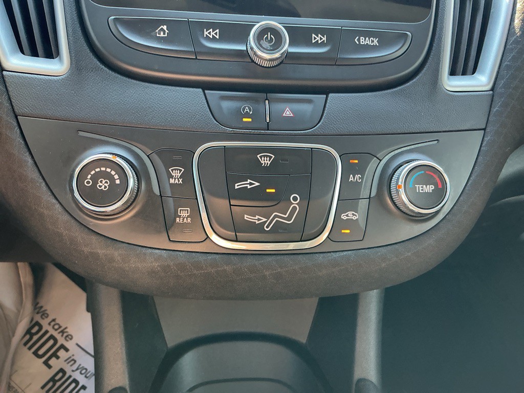 2022 Chevrolet Malibu Image 23
