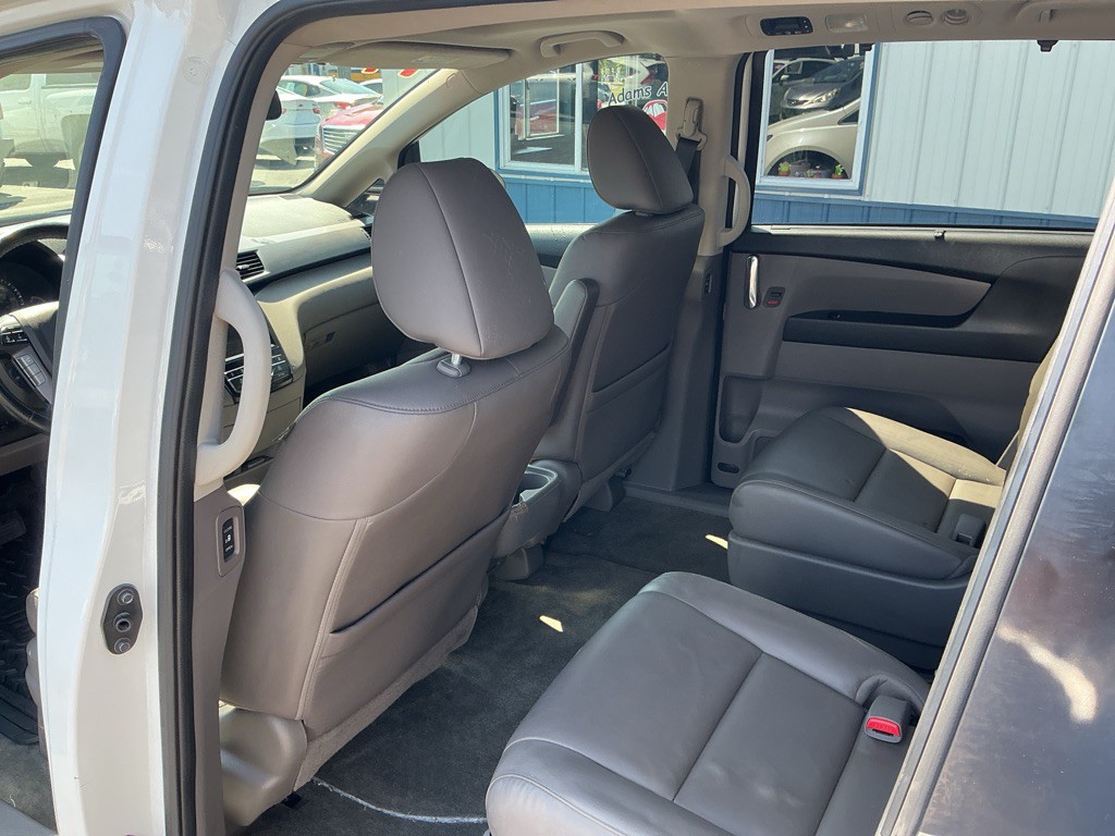 2014 Honda Odyssey Image 11