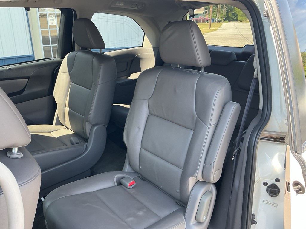 2014 Honda Odyssey Image 12