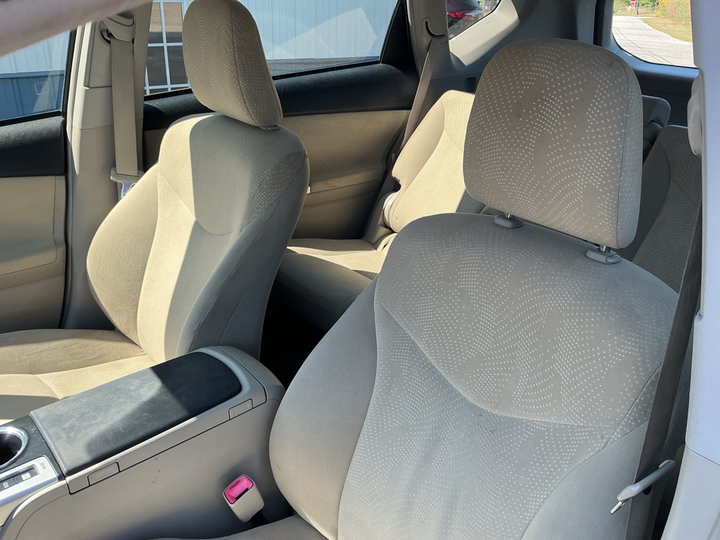 2013 Toyota Prius Image 9