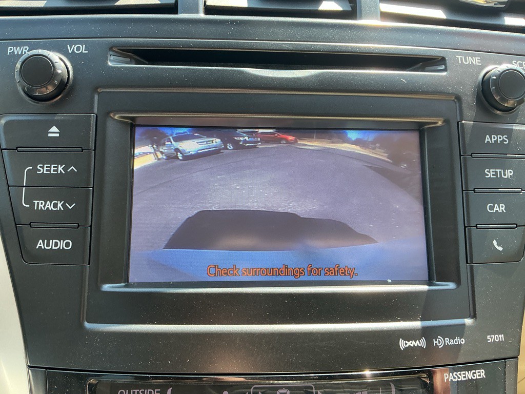 2013 Toyota Prius Image 19