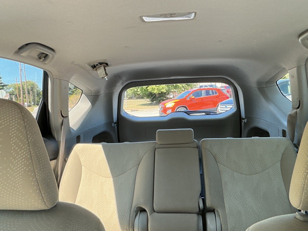 2013 Toyota Prius Image 22