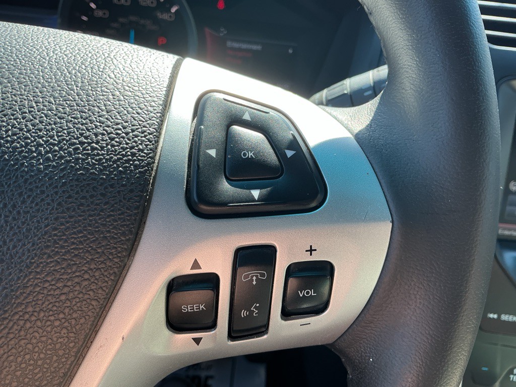 2015 Ford Explorer Image 20