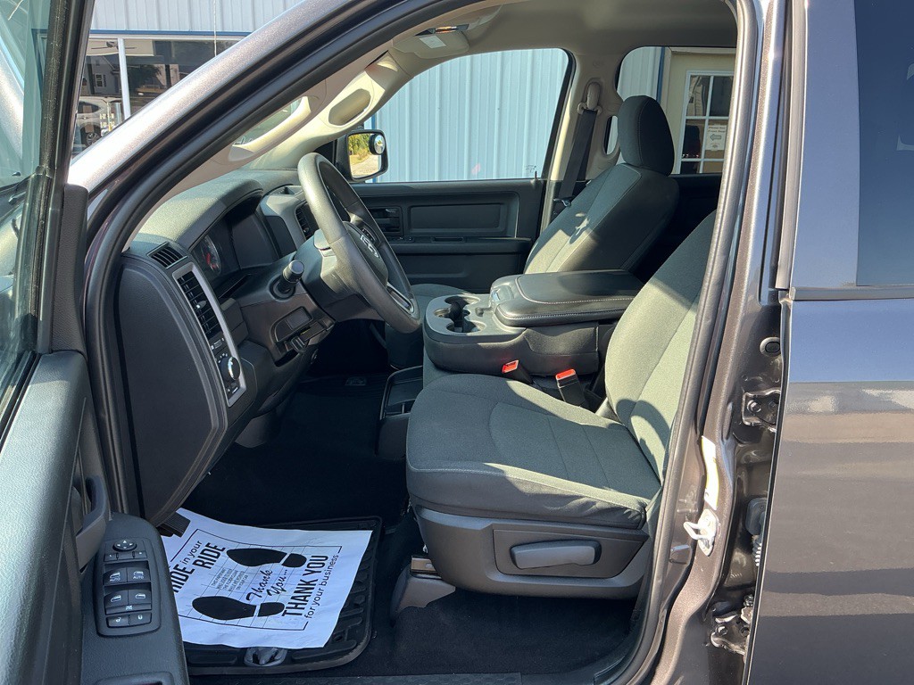 2023 RAM 1500 Image 7