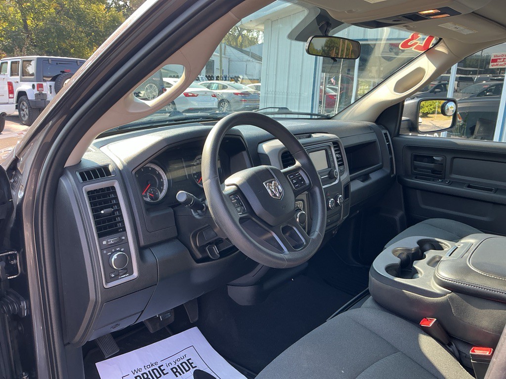 2023 RAM 1500 Image 8