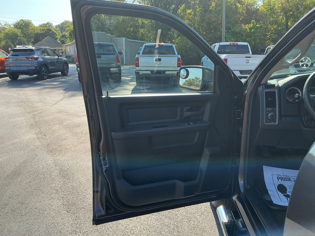 2023 RAM 1500 Image 13