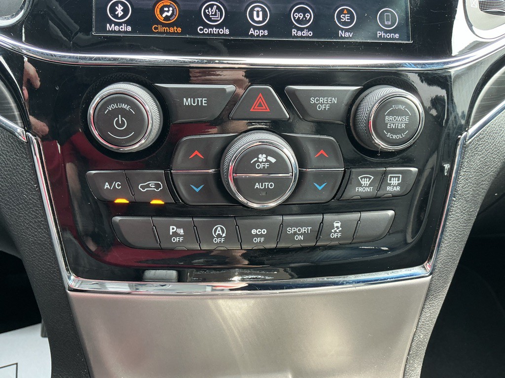 2019 Jeep Grand Cherokee Image 24