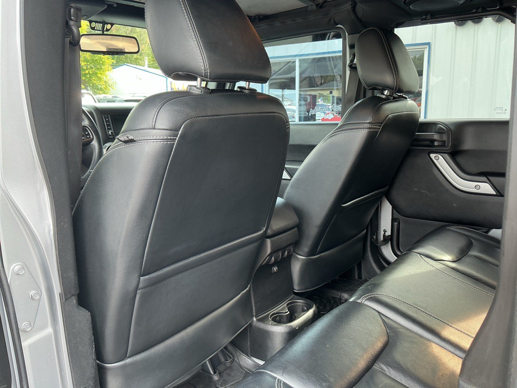 2014 Jeep Wrangler Unlimited Image 11