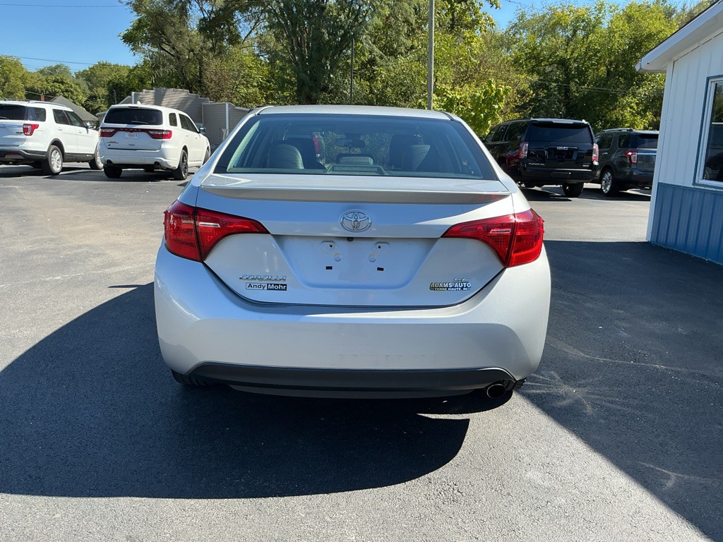 2017 Toyota Corolla Image 3