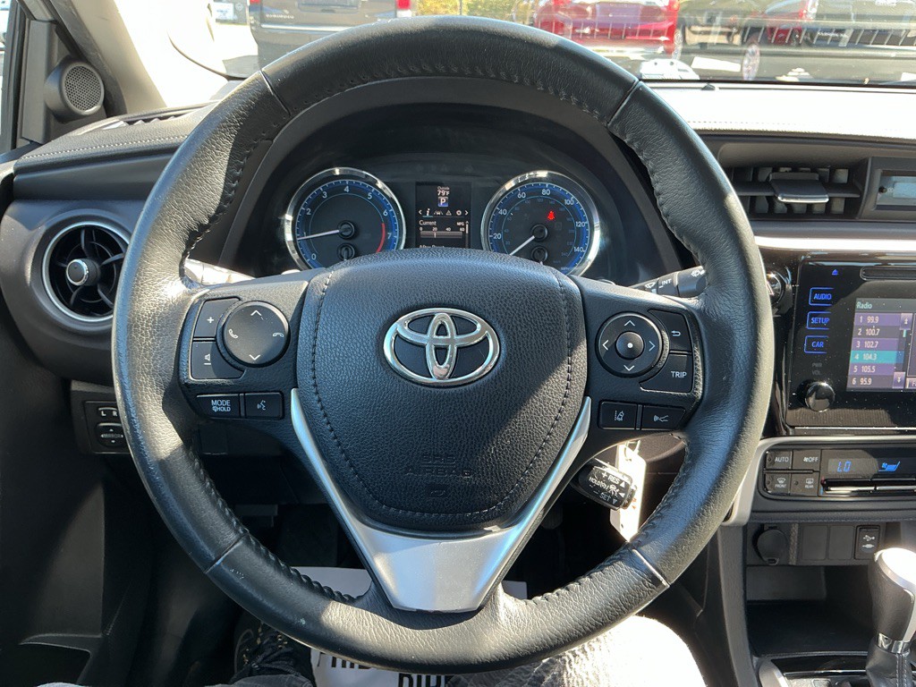 2017 Toyota Corolla Image 15