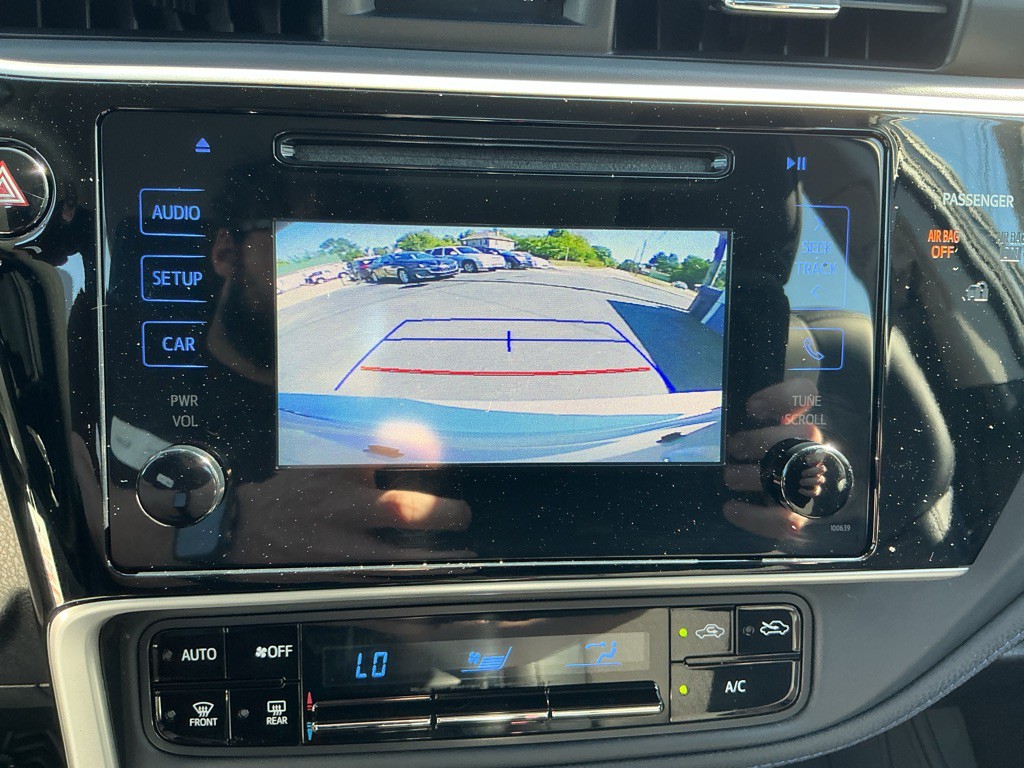 2017 Toyota Corolla Image 20