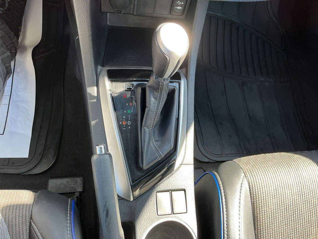 2017 Toyota Corolla Image 23