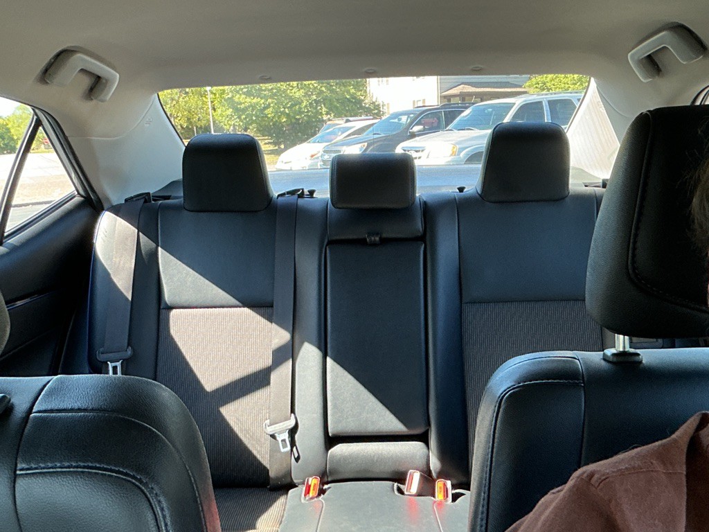 2017 Toyota Corolla Image 24