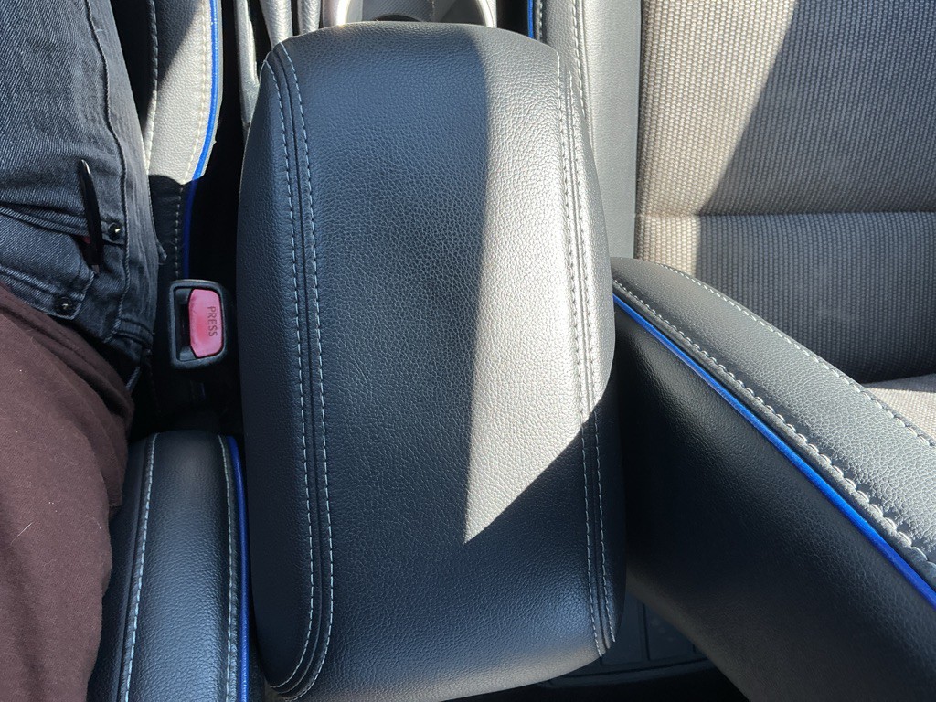 2017 Toyota Corolla Image 25