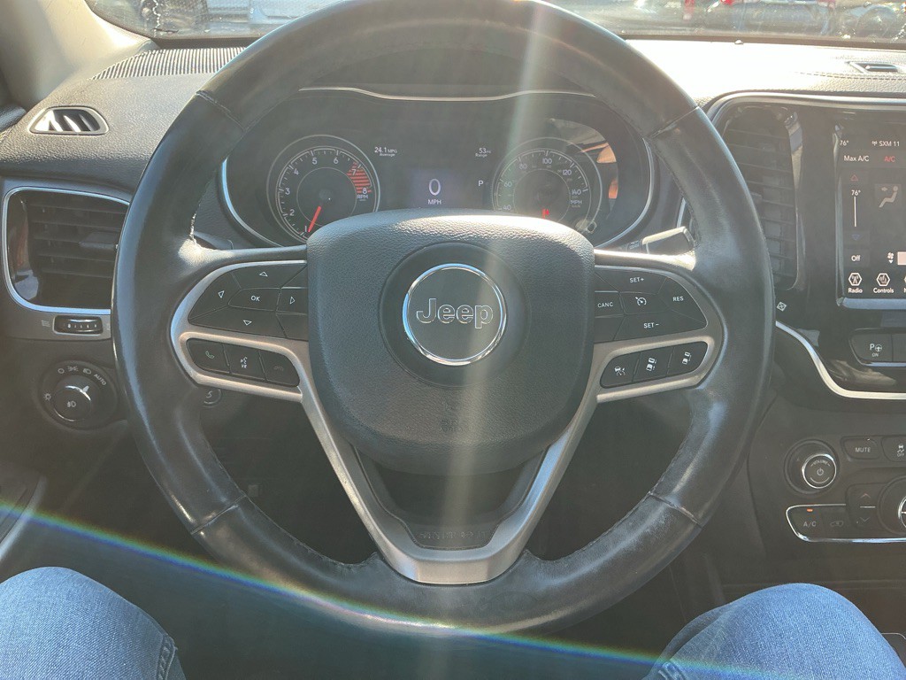 2019 Jeep Cherokee Image 16