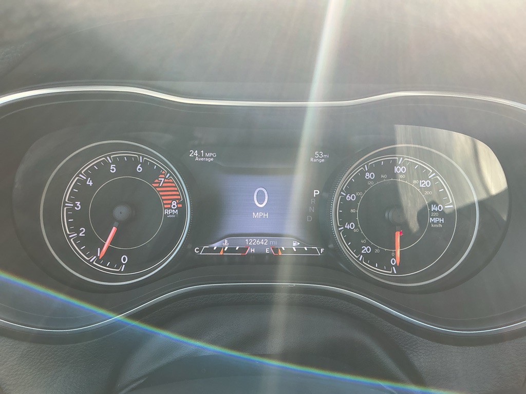 2019 Jeep Cherokee Image 17