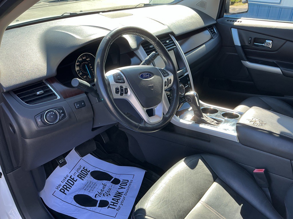 2014 Ford Edge Image 8