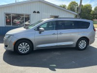 Image for 2017 Chrysler Pacifica Touring L ID: 6891036