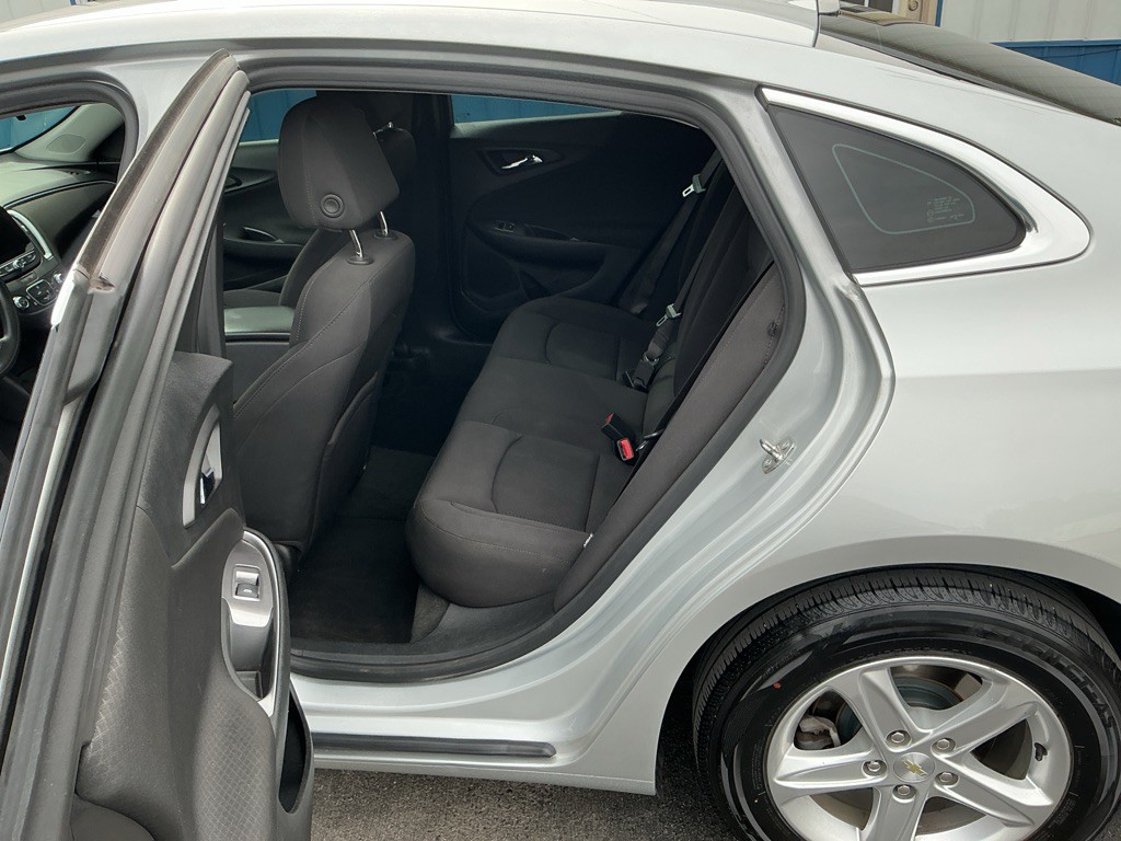 2020 Chevrolet Malibu Image 10