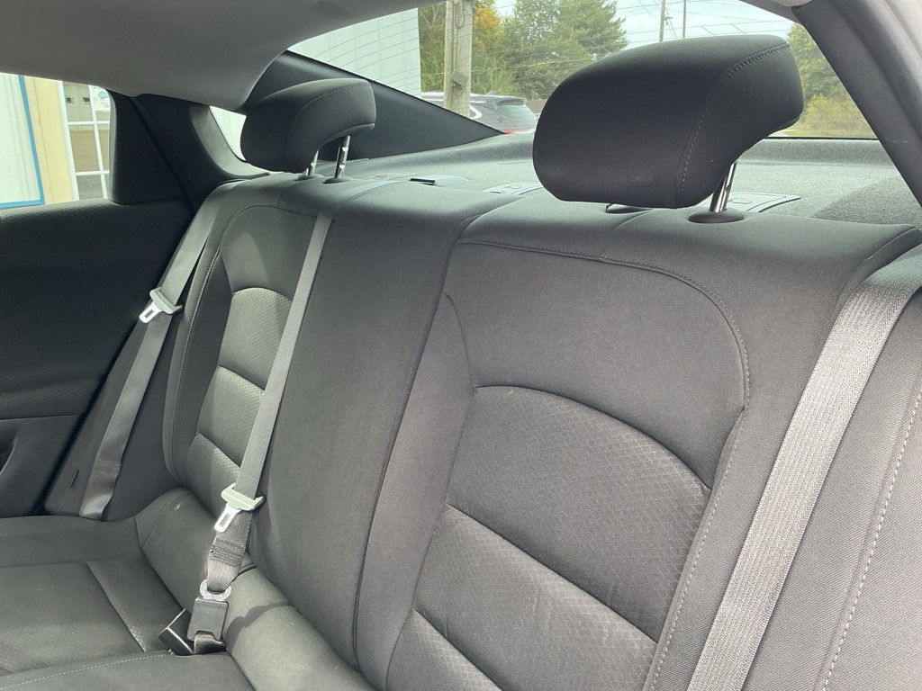 2020 Chevrolet Malibu Image 12