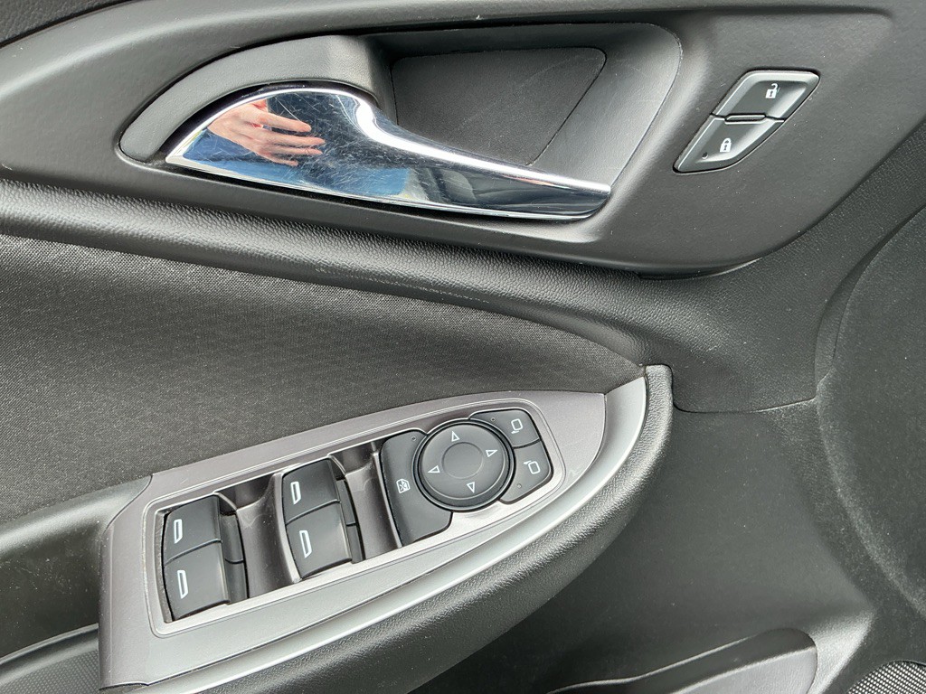 2020 Chevrolet Malibu Image 14