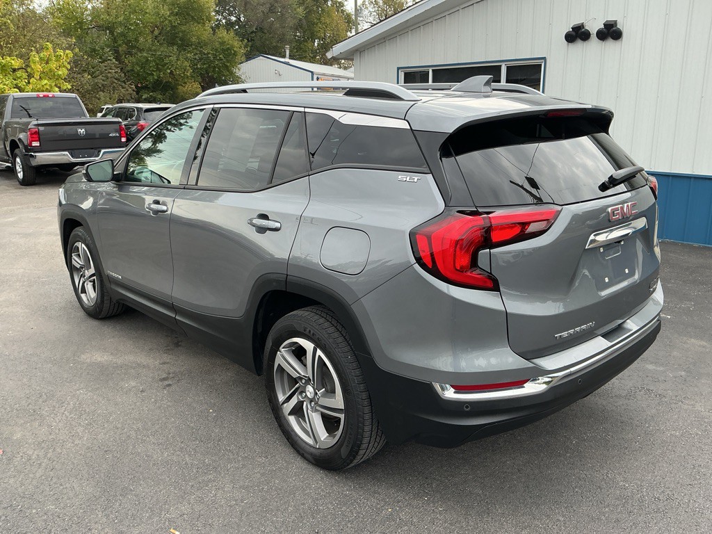 2019 GMC Terrain Image 2