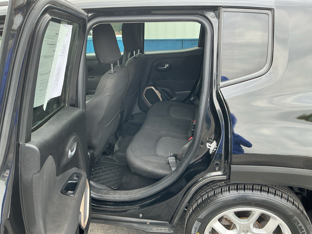 2016 Jeep Renegade Image 10