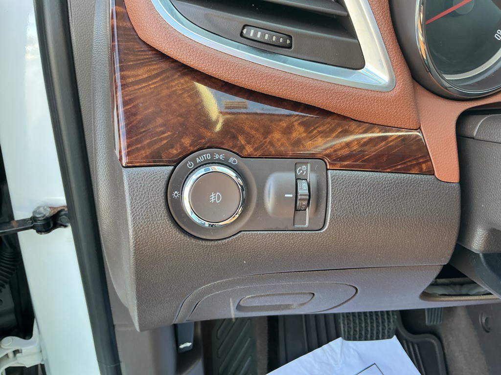 2015 Buick Enclave Image 15