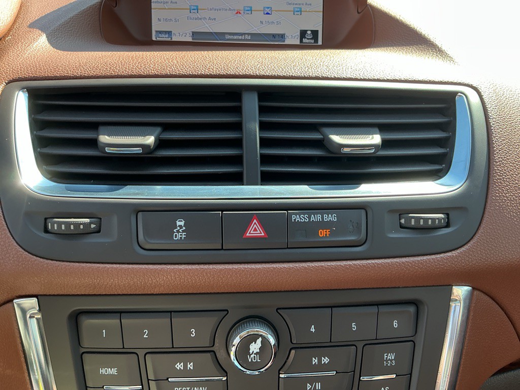 2015 Buick Enclave Image 22