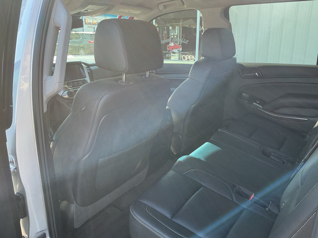 2015 Chevrolet Suburban Image 11