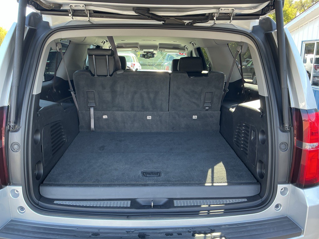 2015 Chevrolet Suburban Image 31