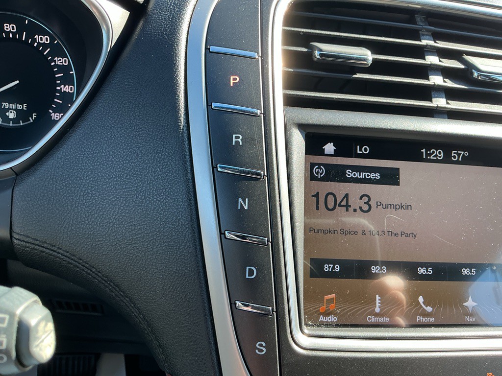 2017 Lincoln MKX Image 21