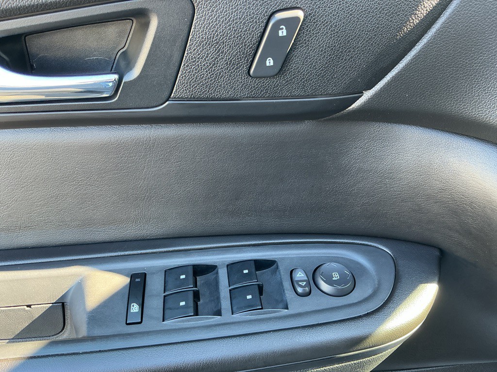 2017 Chevrolet Traverse Image 15