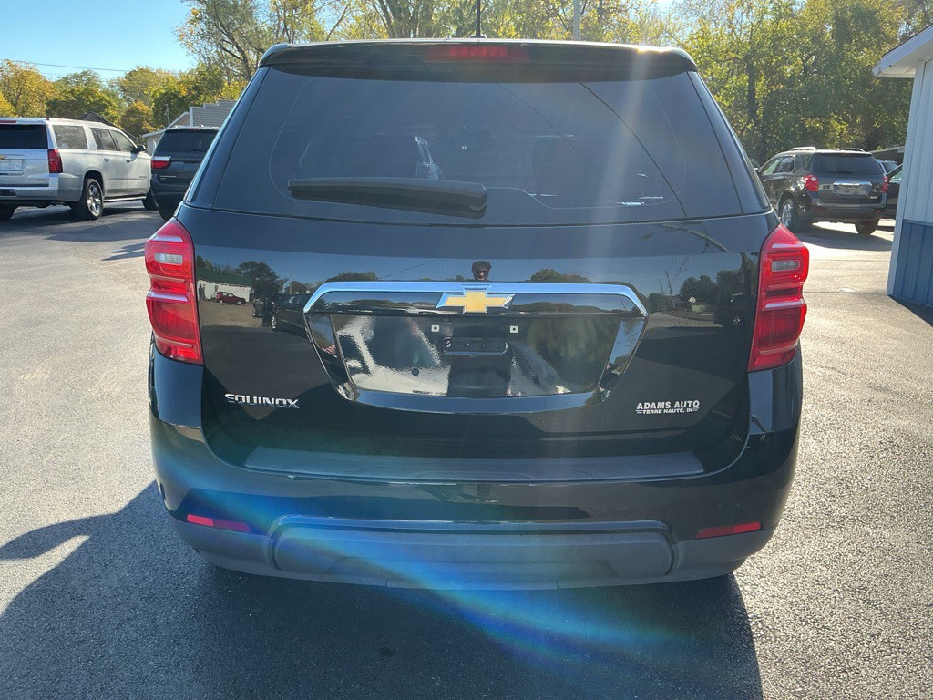 2017 Chevrolet Equinox Image 3
