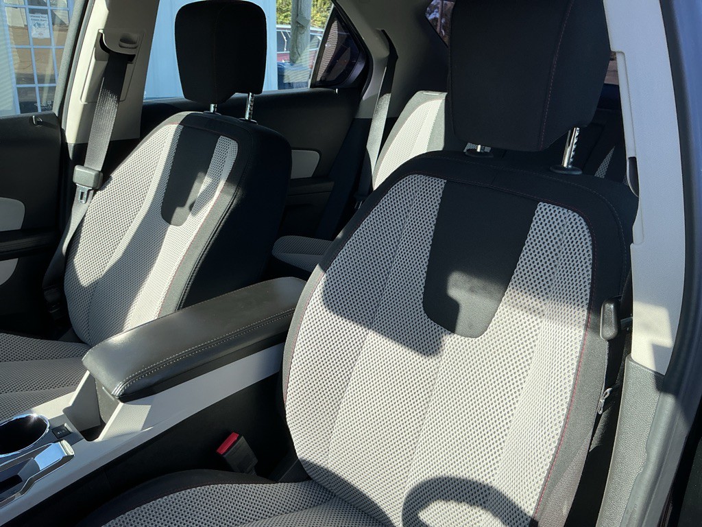 2017 Chevrolet Equinox Image 9