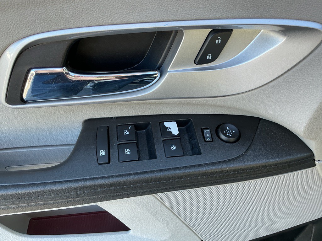 2017 Chevrolet Equinox Image 14