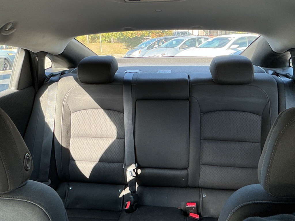 2018 Chevrolet Malibu Image 27