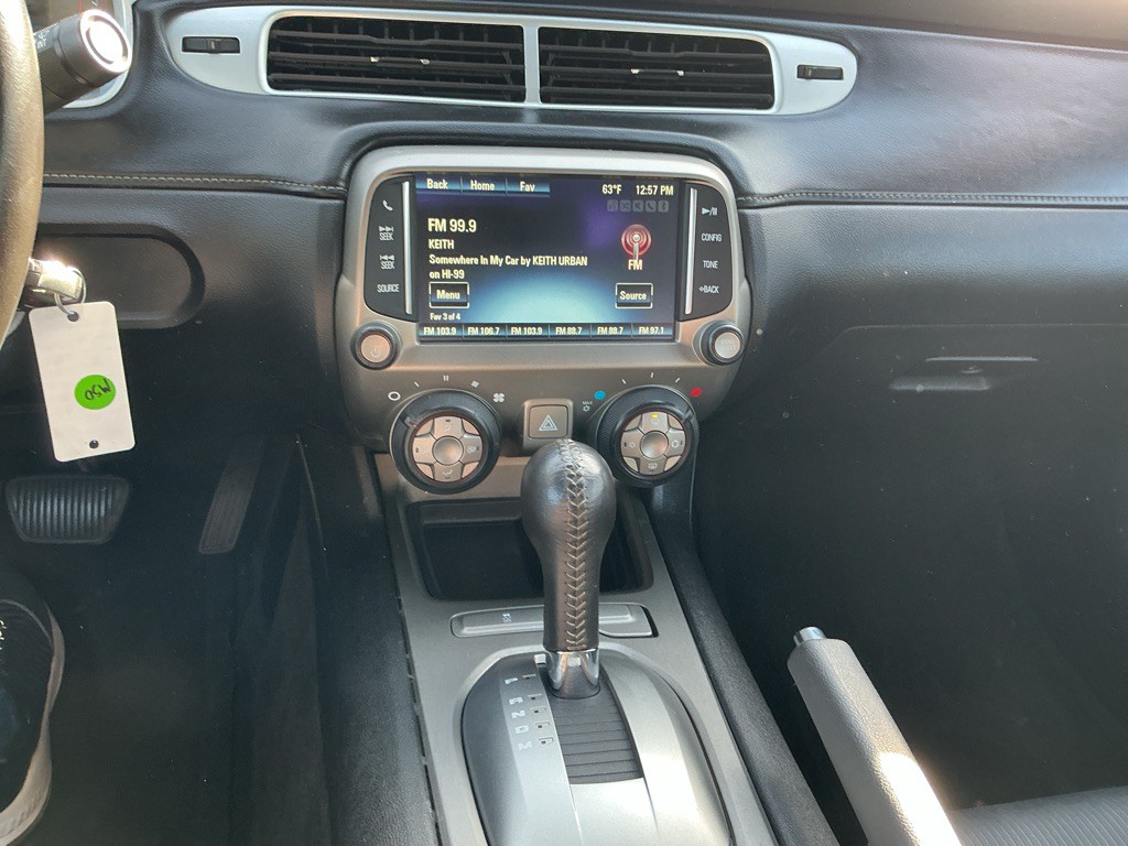 2015 Chevrolet Camaro Image 19