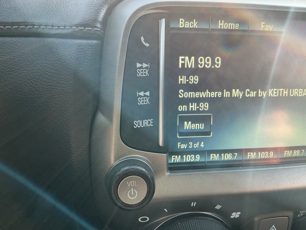 2015 Chevrolet Camaro Image 20