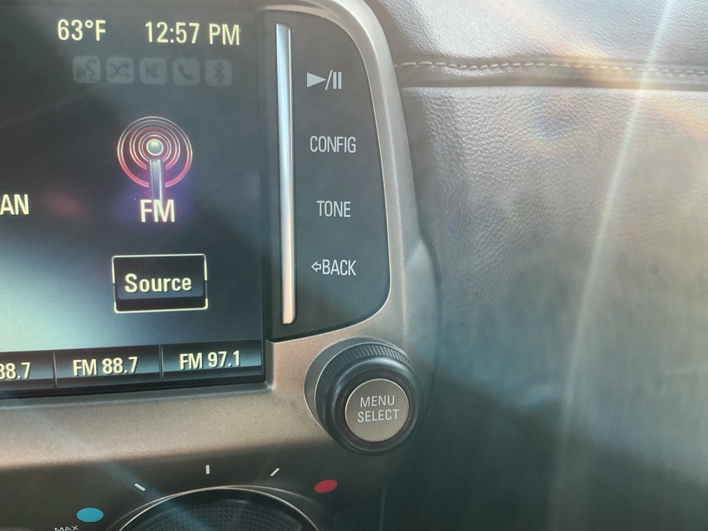 2015 Chevrolet Camaro Image 21