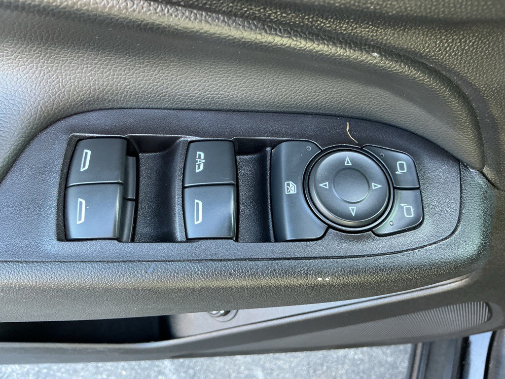 2020 Chevrolet Equinox Image 15